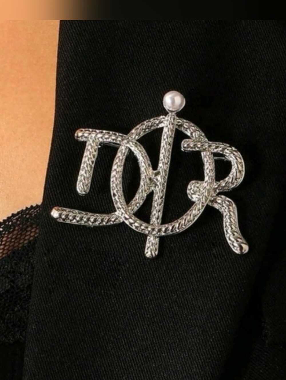 Dior Style Brooch - Picture 6 of 7